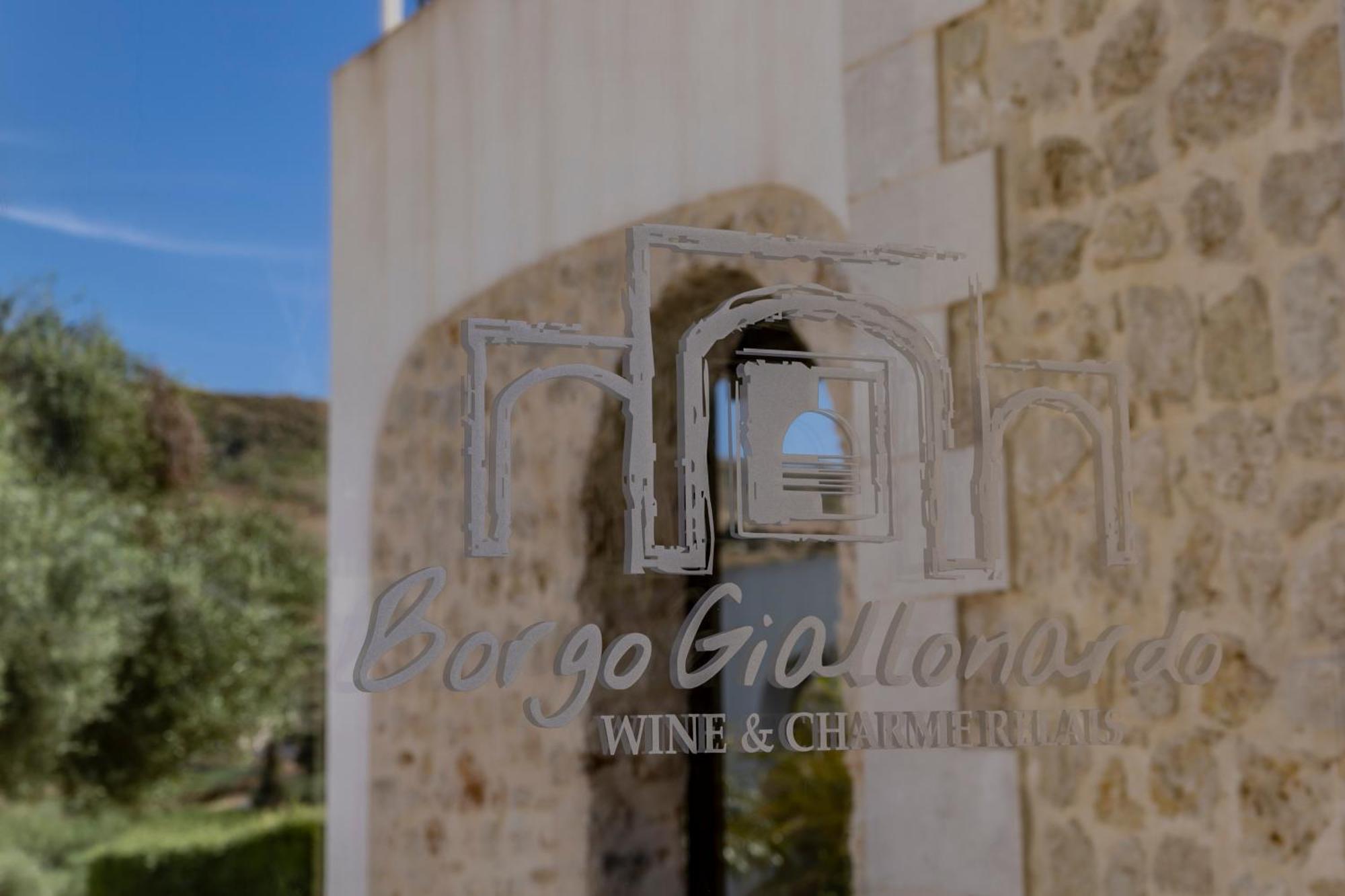Borgo Giallonardo Wine Relais Реальмонте Экстерьер фото