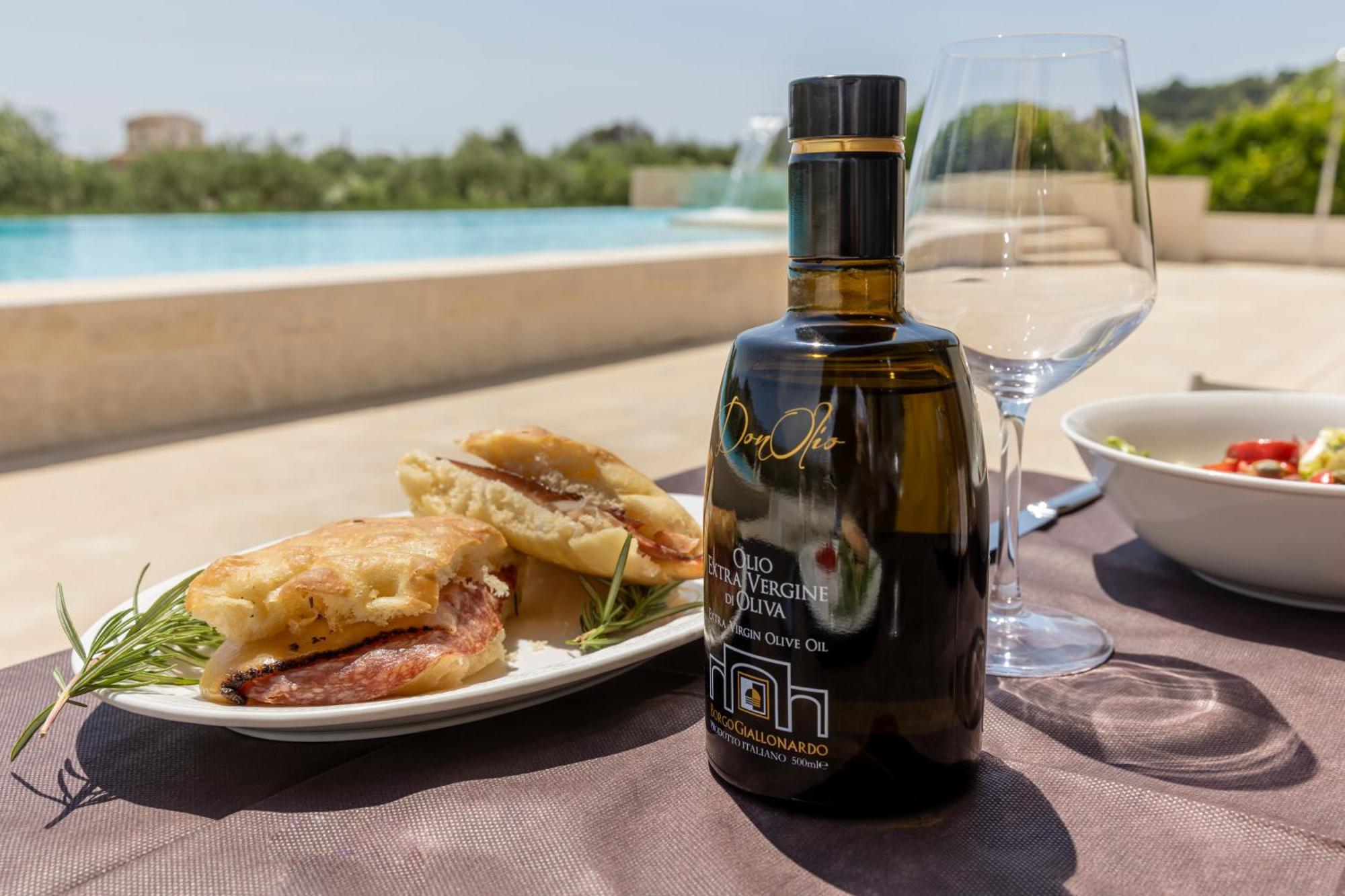 Borgo Giallonardo Wine Relais Реальмонте Экстерьер фото